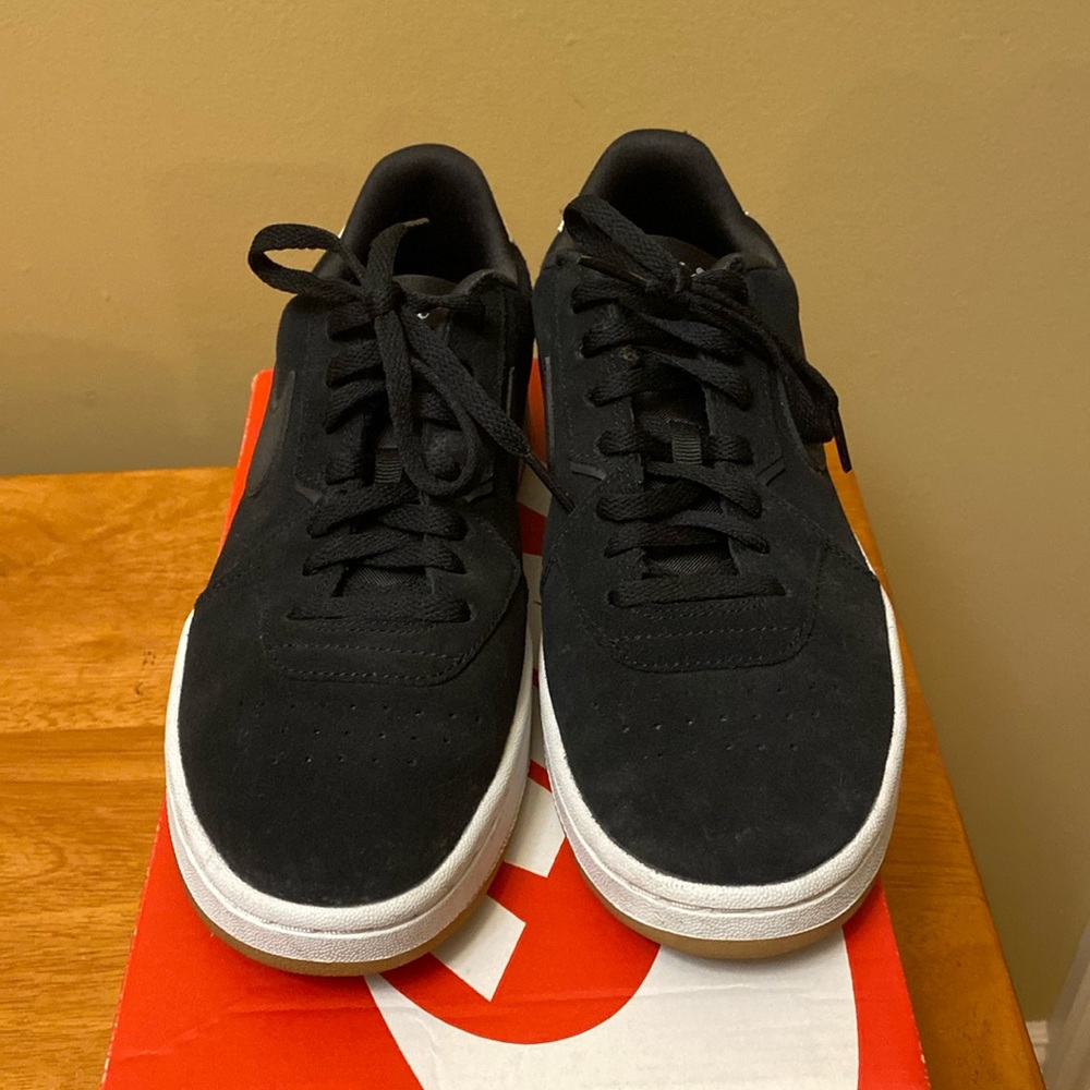 Nike Court Blanc SE Black Women's Size 8